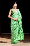 Geroo Jaipur_Green Pure Tussar Silk Tie Dye Leheriya Saree With Unstitched Blouse Fabric _Online_at_Aza_Fashions