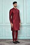 Arihant Rai Sinha_Maroon Cotton, Silk Solid Full Sleeve Kurta _at_Aza_Fashions