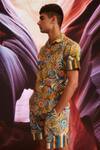 Buy_Dash And Dot_Brown Cotton Organic Abstract Print Shirt 