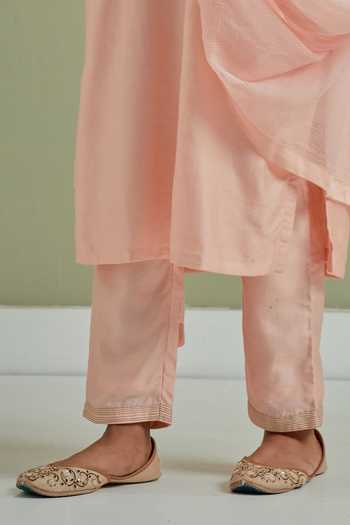 Shop_Priya Chaudhary_Peach Chanderi Silk, Kota Doria Embroidery Split V-neck Floral Kurta Set _Online_at_Aza_Fashions