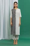 Buy_Silkwaves_White Cotton Printed Stripe Round Half Sleeve Kurta And Pant Set For Women_Online_at_Aza_Fashions