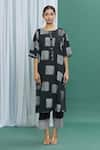 BANANA labs_Black Cotton Printed Geometric Round Straight Kurta And Pant Set _Online_at_Aza_Fashions