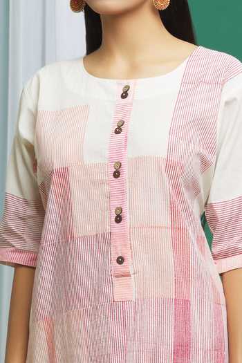 Shop_BANANA labs_Pink Cotton Round Neck Print Kurta And Pant Set _Online_at_Aza_Fashions