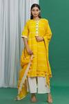 BANANA labs_Yellow Cotton Print Stripe Round Neck Straight Fit Pattern Kurta Set _Online_at_Aza_Fashions