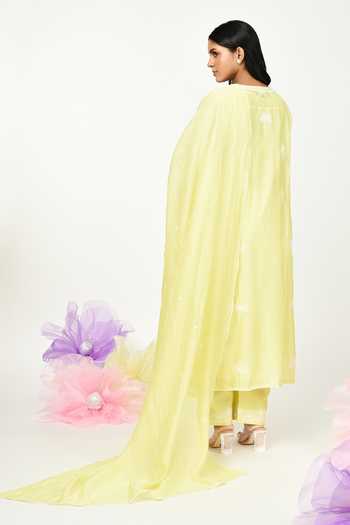 Shop_Komal Shah_Yellow Chanderi, Cotton Embroidery, Lace Round Neck Thread Kurta Set _at_Aza_Fashions