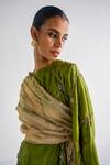 Buy_Esha Arora_Green Silk, Tissue, Linen Embroidery Round Neck Zardosi Kurta Set _Online_at_Aza_Fashions