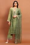 Buy_Soniya G_Green Georgette Hand Embroidered And Printed Sequin Pakistani Tie-dyed Kurta Set _at_Aza_Fashions