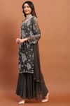 Buy_Soniya G_Grey Georgette Embroidery Thread Round Floral Kurta Set _Online_at_Aza_Fashions