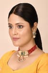 Buy_Samyukta Singhania_Gold Plated Kundan Pendant Beaded Choker Set _at_Aza_Fashions