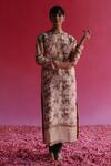Taisha Pink Linen, , Handloom Embroidery, Aacho Floral Woven Kurta Set Online at Aza Fashions Taisha_Pink Linen, , Handloom Embroidery, Aacho Floral Woven Kurta Set _Online_at_Aza_Fashions