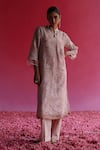 Taisha_Pink Linen, Silk, , Handloom Keyhole Neck Bagh Woven Kurta Set _at_Aza_Fashions