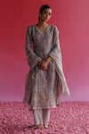 Buy_Taisha_Grey Pure Kala Cotton Handloom Plain Swaroop Pant _at_Aza_Fashions