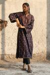 Buy_KYROSS_Black Kurta And Pant Silk Chanderi Printed Floral Jaal Notched Set _Online_at_Aza_Fashions