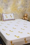 Buy_Masaya_Blue Hypoallergenic Cotton Hand Block Printed Giraffe Bedsheet Set _at_Aza_Fashions