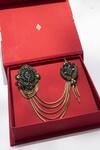Buy_S&N by Shantnu Nikhil_Emerald Green Carved Work Thread Embroidered Crest Brooches_at_Aza_Fashions