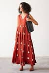 Kharakapas_Red Mul Cotton Tie-dyed Shibori Pattern V Neck Earthen Hues Tiered Dress _Online_at_Aza_Fashions