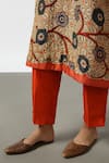 Latha Puttanna_Orange Two Tone Silk Embroidered Applique Notched Straight Kurta And Pant Set _Online_at_Aza_Fashions