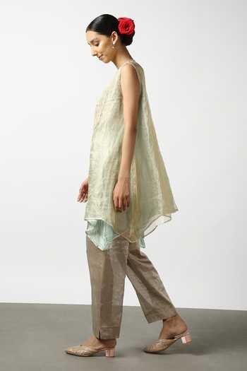 LATHA PUTTANNA_Blue Silk Tissue Embroidery Gota Keyhole Sleeveless Stripe Kurta And Pant Set _Online_at_Aza_Fashions