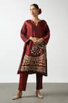 Buy_LATHA PUTTANNA_Maroon Two Tone Silk Embroidered Applique Kalamkari Kurta And Pant Set  _at_Aza_Fashions