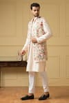 Shop_Hilo Design_Off White Semi Raw Silk Embroidered Thread Divino Floral Bundi Kurta Set _at_Aza_Fashions