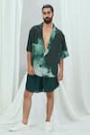 Nirmooha_Emerald Green Crepe Printed Bloch Hawaiian Shirt _Online