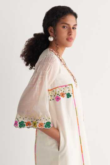 Women Lavender Chanderi Applique Embroidered Kurta with Pant & Printed Dupatta main image 1