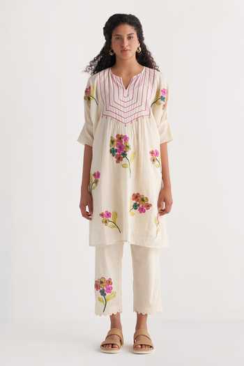 Shivani Bhargava_Ivory Cotton Embroidery Collared Kurta And Pant Set _Online_at_Aza_Fashions