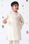 JILMIL DREAMWEAR_Off White Cotton Stripe Pattern Kurta And Pant Set _Online_at_Aza_Fashions