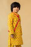 Shop_JILMIL DREAMWEAR_Yellow Cotton Printed Jaipuri Jacket And Kurta Set _Online_at_Aza_Fashions