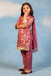 Buy_JILMIL DREAMWEAR_Purple Organza Embroidery Quatrefoil Floral Pattern Kurta Set _at_Aza_Fashions
