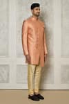 Aryavir Malhotra_Peach Sherwani Jaquard Woven Leaf Vine Intertwined _at_Aza_Fashions