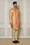 Aryavir Malhotra_Peach Sherwani Jaquard Woven Mandala Butti Pattern With Churidar _at_Aza_Fashions