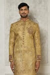 Aryavir Malhotra_Gold Jamewar Woven Floral Tonal Pattern Sherwani _Online_at_Aza_Fashions