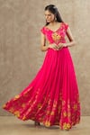 Buy_Keerthi Kadire_Red Georgette Printed Floral V Neck Work Anarkali _at_Aza_Fashions