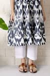 Buy_THE COTTON STAPLE_Grey Cotton Printed Ikat Toad Pattern Kurta With Pant _Online_at_Aza_Fashions