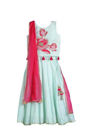 Buy_MI Dulce AN'YA_Green Handloom Cotton, Chanderi, Placement Embroidered Blouse Lehenga Set _at_Aza_Fashions