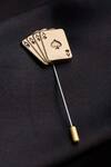 Buy_Cosa Nostraa_Gold The Aces Rule Carved Lapel Pin And Cufflinks Gift Set