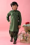 Buy_Saka Designs_Green Cotton Blend Plain Solid Pathani Kurta Set  _at_Aza_Fashions