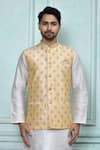 Arihant Rai Sinha_Cream Silk Dupion Embroidered Resham Nehru Jacket _Online_at_Aza_Fashions