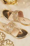 Shop House Of Vian Gold Zar Embellished Kolhapuri Flats at Aza Fashions Shop_House Of Vian_Gold Zar Embellished Kolhapuri Flats _at_Aza_Fashions