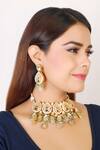 Buy_ChhavI'S Jewels_Gold Plated Stones, Beads Kundan Teardrop Choker Set_at_Aza_Fashions