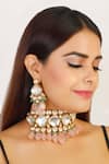 Buy_ChhavI'S Jewels_Gold Plated Stones, Beads Kundan Choker Set _at_Aza_Fashions