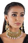 Buy_ChhavI'S Jewels_Green Pearls, Beads, Diamonds Kundan Choker Set _at_Aza_Fashions