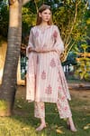 Missprint_White Kurta Chanderi Print Floral Notched Round Tanvi Bouquet Pattern Set _at_Aza_Fashions