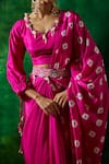 Shop_Pink City By Sarika_Pink Silk Pearls, Embroidery, Chains V-neck Shibori Print Pre-draped Saree Set _Online_at_Aza_Fashions