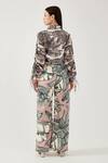 Shop_Koai_Pink Cotton Embroidery Collared Floral Pattern Gathered Sleeve Shirt _at_Aza_Fashions
