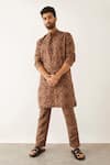 Buy_Son Of A Noble Snob_Brown Linen Halles Clover Print Kurta And Trouser Set _at_Aza_Fashions