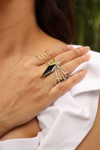 GoldBlack