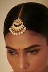 Buy_Zariin_Gold Plated Mirror Polki Chaand Ka Tukda Embellished Maangtikka _at_Aza_Fashions