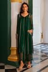 Buy_17:17 By Simmi Saboo_Green Chiffon Placement Embellished Tuna Pattern Pakistani Kurta With Pant _at_Aza_Fashions